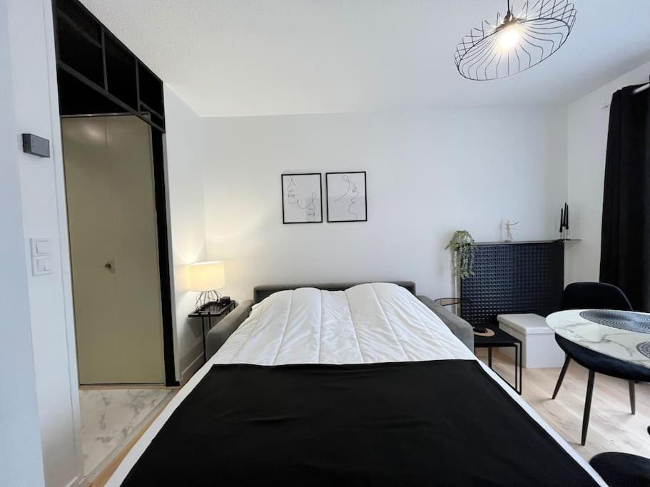 Central & Cosy Bagneres-de-Luchon Экстерьер фото