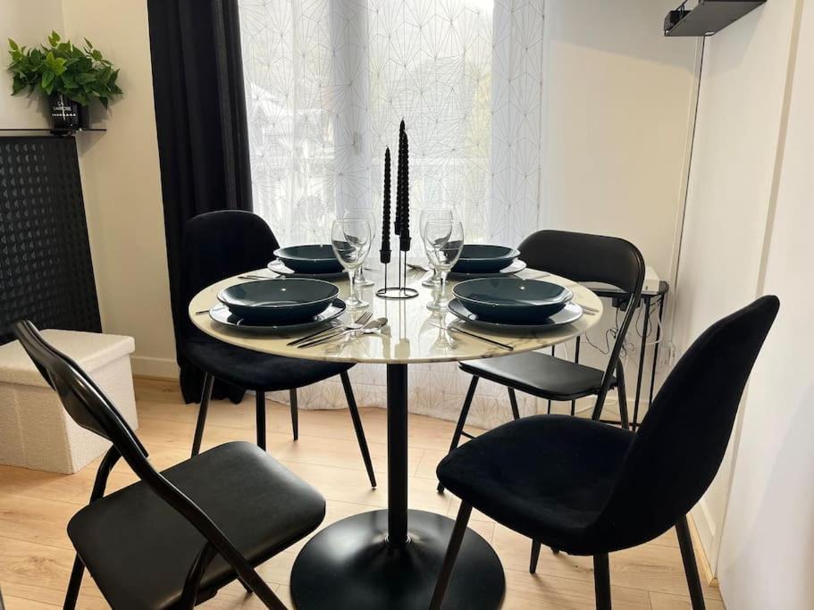 Central & Cosy Bagneres-de-Luchon Экстерьер фото